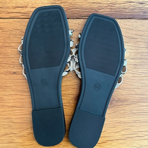 NEW Target a new day Joan Strappy Open Toe Sandal Women’s SZ 9.5 Gray Reptile - Picture 6 of 8